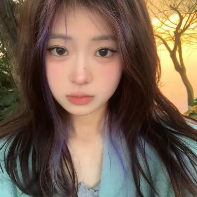 倒挂的爱丽丝